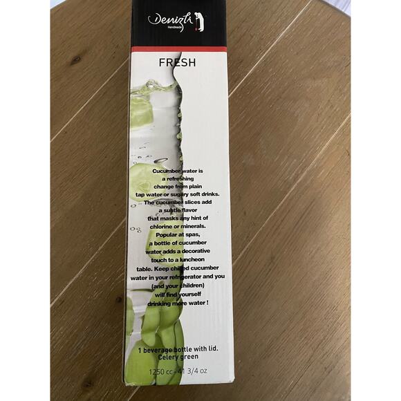 NIB Denizli Handmade crystal DOF celery, green bottle and clear/green - Picture 5 of 5